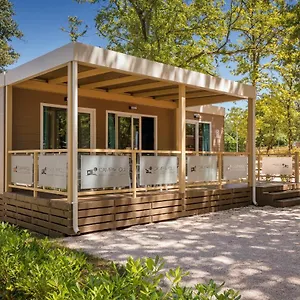 Mobile Homes Premium Relax Park Umag By Camp4you Ferienpark Karigador